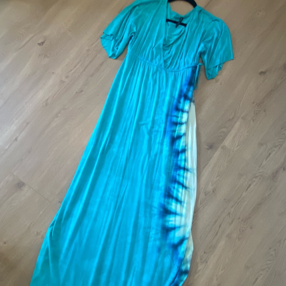 Brightly twisted dress